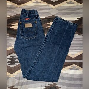 Women’s Cowboy cut Wrangler Jeans